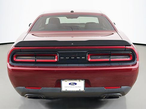 Used 2018 Dodge Challenger R/T w/ Blacktop Package image 7