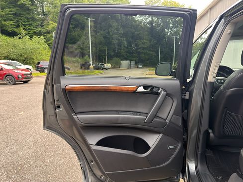 Used 2015 Audi Q7 TDI Premium Plus w/ Premium Plus Package AWD/4WD image 11