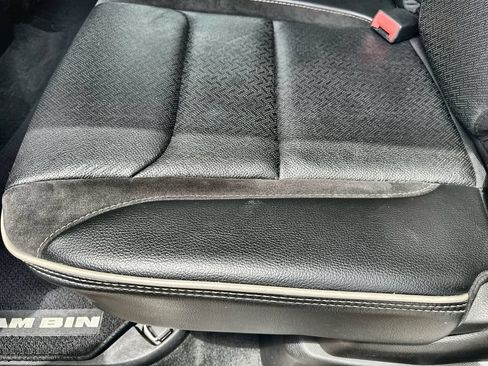 Used 2022 RAM 1500 Laramie RWD image 17