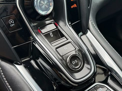 Certified 2025 Acura RDX SH-AWD image 26
