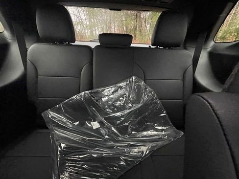 New 2026 Chevrolet Traverse High Country w/ LPO, Floor Liner Package image 21