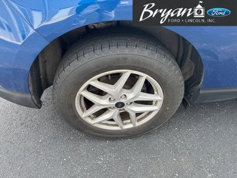 Used 2023 Ford Edge SEL w/ Convenience Package image 11