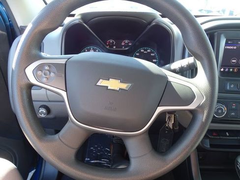 Used 2022 Chevrolet Colorado W/T w/ Custom Special Edition image 15