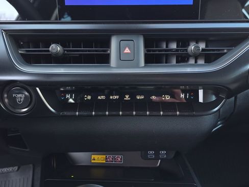 Certified 2025 Lexus UX 300h AWD w/ Accessory Package (Z2) image 26