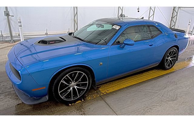 Used 2016 Dodge Challenger R/T Scat Pack RWD image 1