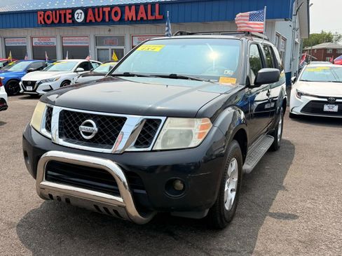 Used 2008 Nissan Pathfinder S image 4