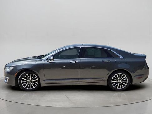 Used 2020 Lincoln MKZ w/ Convenience Package FWD image 3