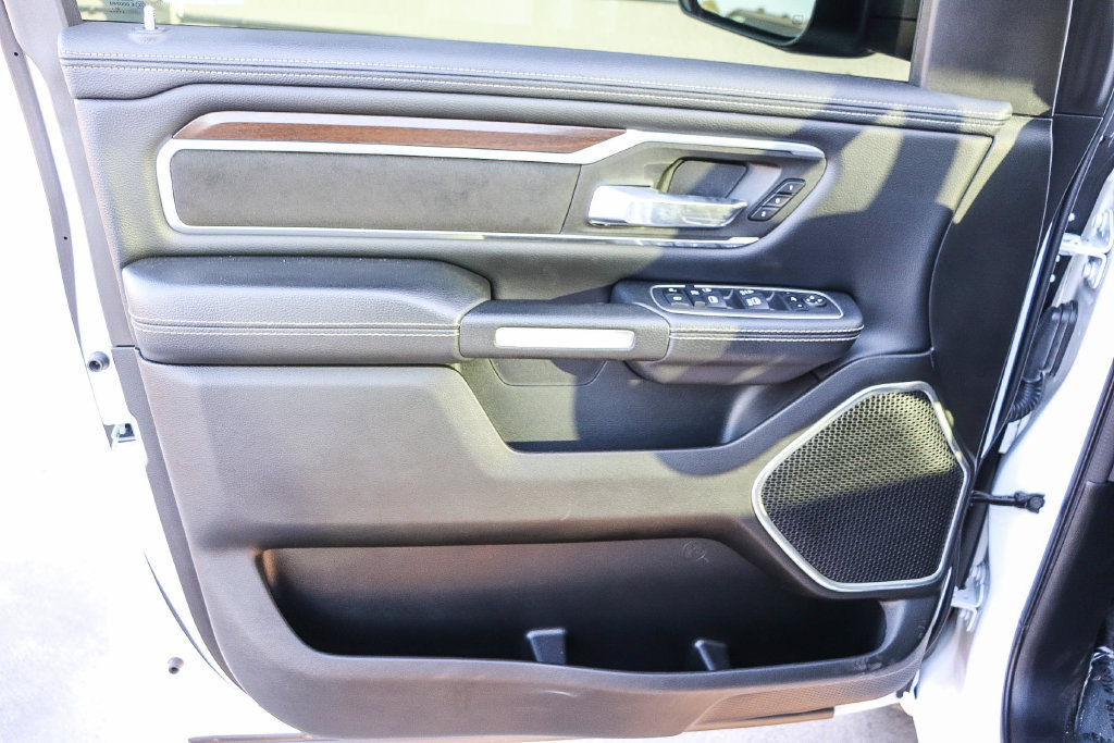 Used 2022 RAM 1500 Laramie AWD/4WD image 23