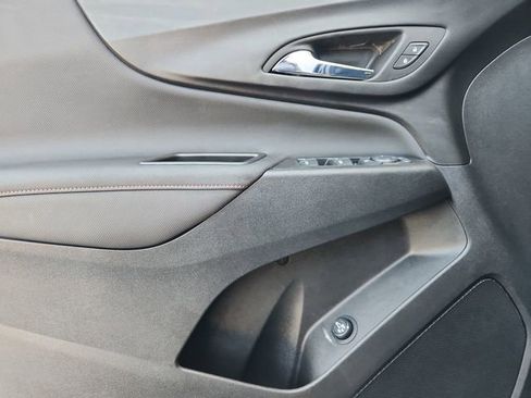Used 2023 Chevrolet Equinox RS w/ RS Leather Package FWD image 22