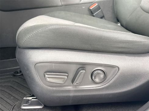 Certified 2024 Toyota RAV4 XLE AWD/4WD image 27