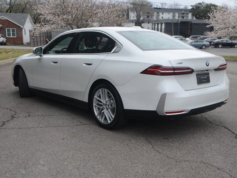 Used 2025 BMW 530i xDrive 530i xDrive (MSRP $65,150) image 20