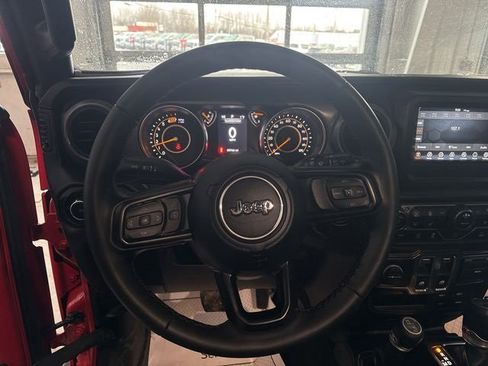 Used 2022 Jeep Wrangler Sport S image 11