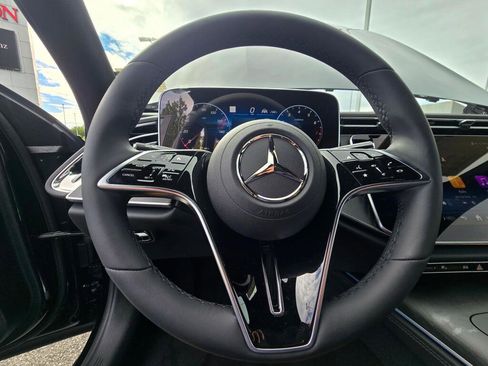 New 2026 Mercedes-Benz E 450 4MATIC Sedan image 14