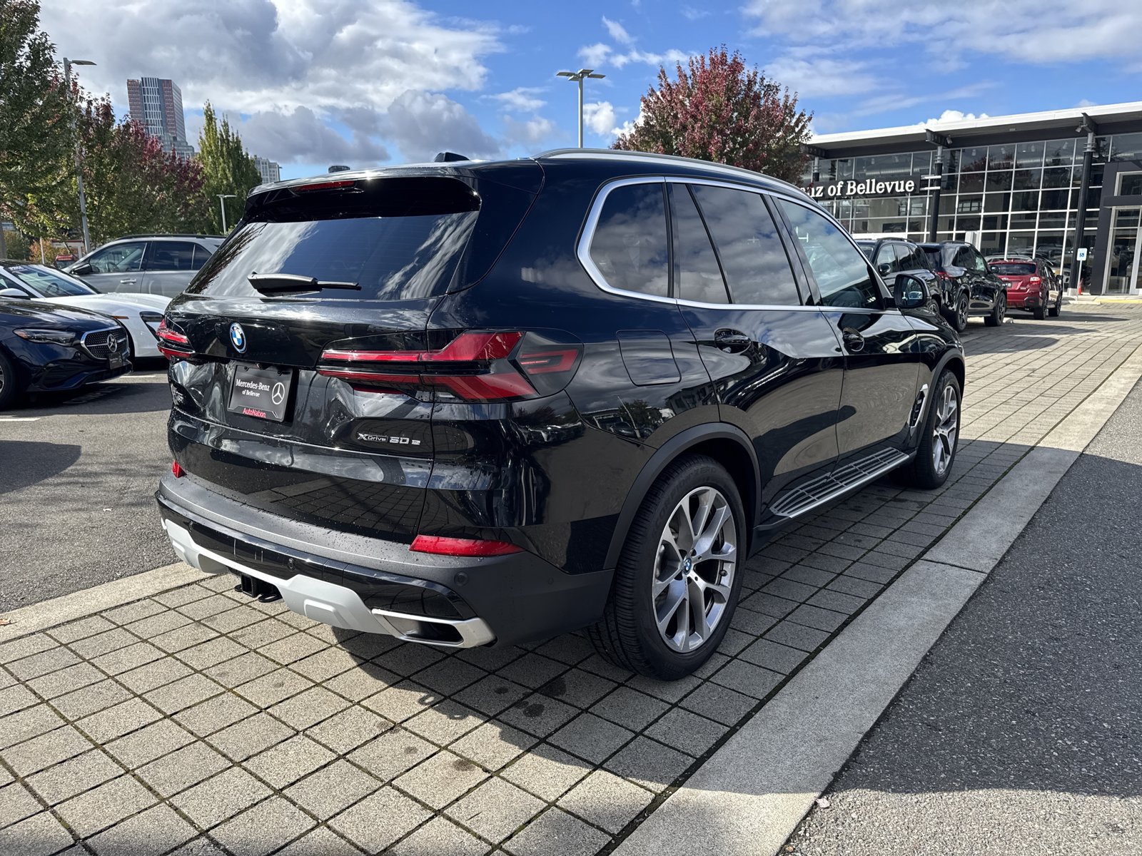 Used 2024 BMW X5 xDrive50e w/ Executive Package AWD/4WD image 5
