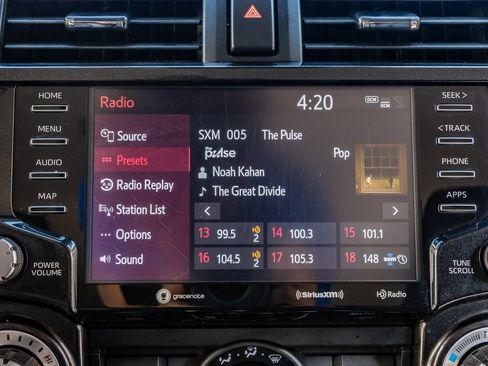 Used 2023 Toyota 4Runner TRD Off-Road Premium AWD/4WD image 23