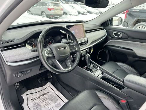 Used 2022 Jeep Compass Latitude w/ Sun and Sound Group image 10