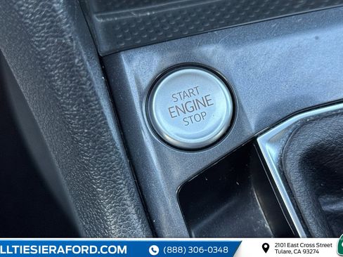 Used 2024 Volkswagen Tiguan SE image 26