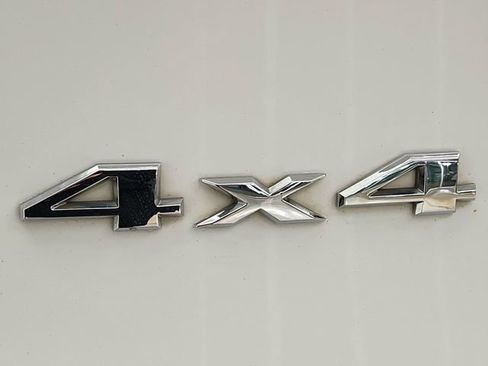 Used 2018 Jeep Cherokee Limited image 34