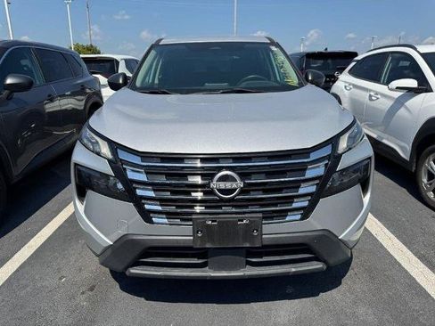 Certified 2024 Nissan Rogue S AWD/4WD image 2