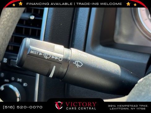 Used 2024 RAM 1500 Classic SLT image 31