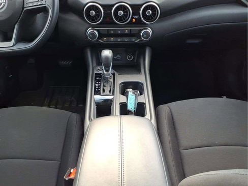 Used 2025 Nissan Sentra S FWD image 11