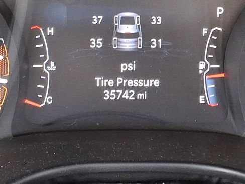 Used 2023 Jeep Compass Altitude w/ Sun and Sound Group image 19