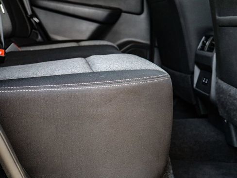 Used 2024 Nissan Rogue SV image 18