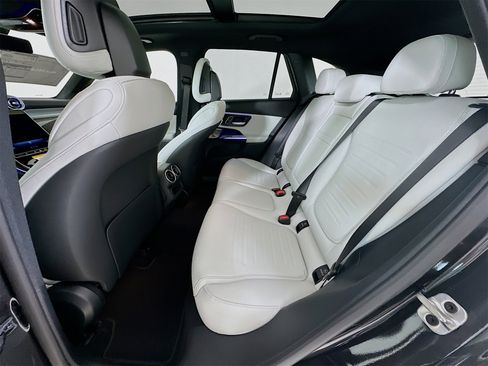 New 2026 Mercedes-Benz GLC 300 GLC 300 image 27