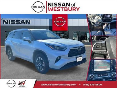 Used 2022 Toyota Highlander XLE