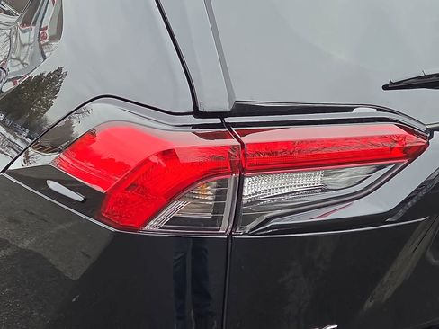 Certified 2024 Toyota RAV4 SE image 11