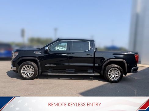 Used 2023 GMC Sierra 1500 SLT w/ SLT Premium Plus Package AWD/4WD image 8