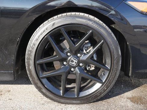 Used 2024 Honda Civic Sport image 10