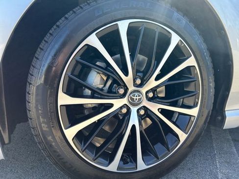 Used 2020 Toyota Camry SE w/ Audio Package FWD image 38