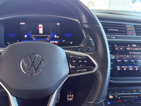 Used 2022 Volkswagen Tiguan SE R-Line FWD image 19