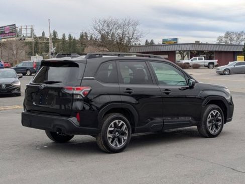 Certified 2026 Subaru Forester Premium image 5