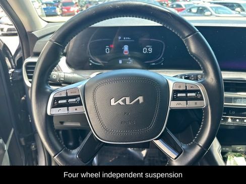 Used 2023 Kia Telluride LX FWD image 8