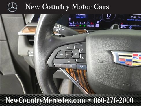 Used 2023 Cadillac Escalade Premium Luxury w/ Performance Package image 24