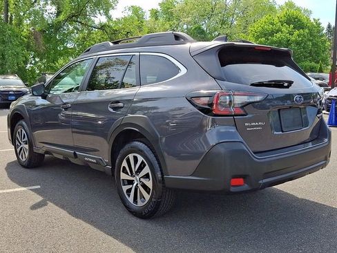 Used 2024 Subaru Outback Premium AWD/4WD image 4