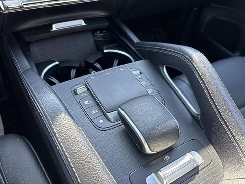 Used 2022 Mercedes-Benz GLS 450 4MATIC image 36