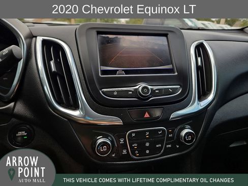 Used 2020 Chevrolet Equinox LT FWD image 24
