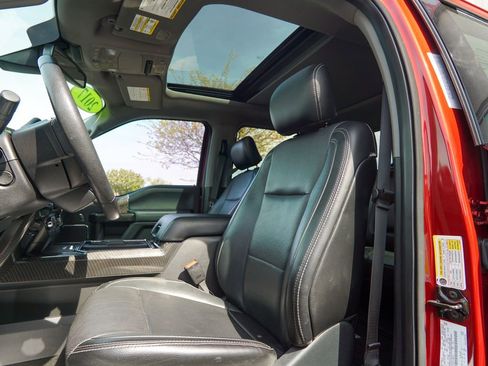 Used 2017 Ford F250 Lariat w/ Lariat Ultimate Package AWD/4WD image 25