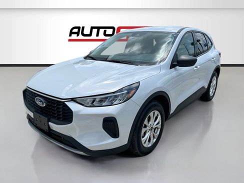 Used 2025 Ford Escape Active FWD image 3
