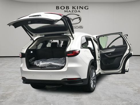 New 2026 MAZDA CX-90 Plug-In Hybrid w/ Preferred image 19