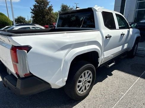 Certified 2024 Toyota Tacoma SR AWD/4WD image 4