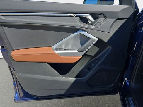 Used 2025 Audi Q3 2.0T Premium w/ Convenience Package image 30