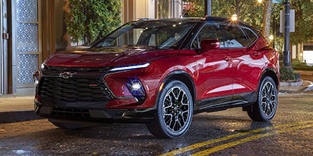 Used 2024 Chevrolet Blazer LT w/ Midnight/Sport Edition AWD/4WD image 1