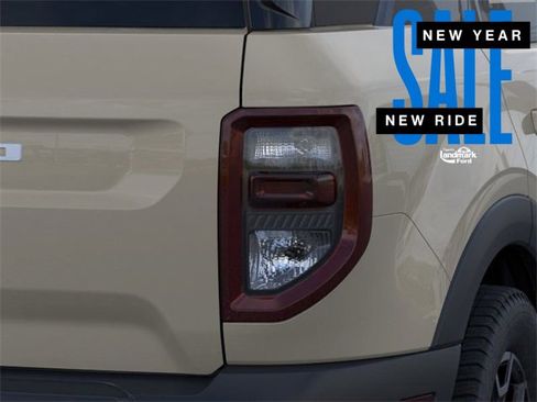 New 2025 Ford Bronco Sport Outer Banks w/ Outer Banks Tech Package+ image 21