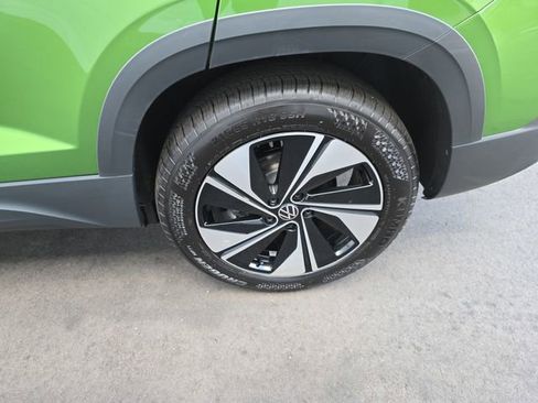 New 2026 Volkswagen Taos SE AWD/4WD image 26