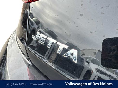Used 2021 Volkswagen Jetta S w/ Driver Assistance Package image 6