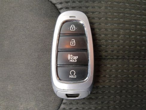 Used 2022 Hyundai Santa Fe SEL image 32